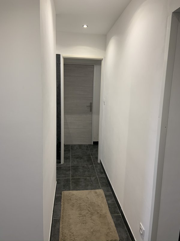 T3 rénové et tout meublé - Photo 10 - Belfort
