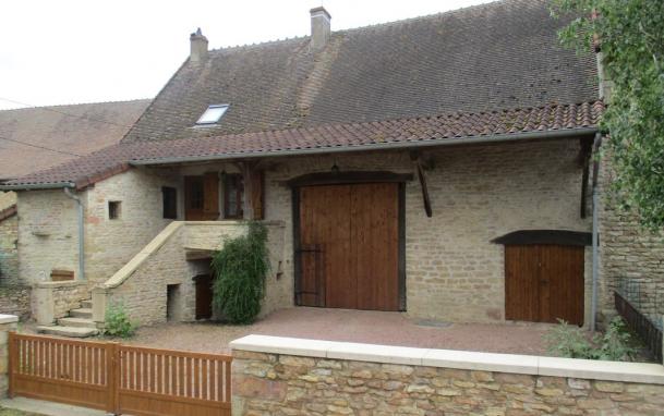 Maison de caractère en pierre - Photo 1 - Champagny-sous-Uxelles