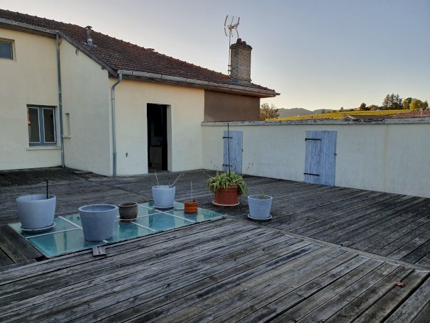 Appartement 180 m² + terrasse - Photo 1 - Saint-Amour-Bellevue