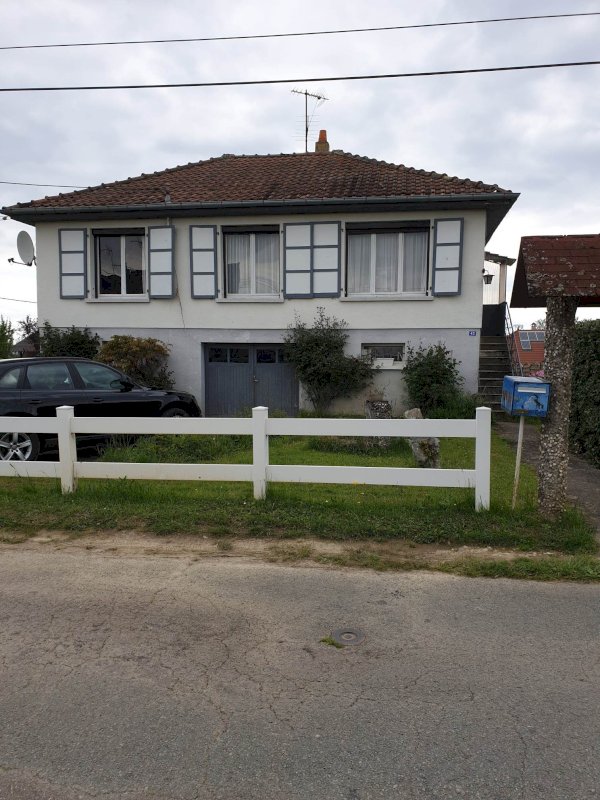 Maison à rénover - Photo 1 - Joncherey