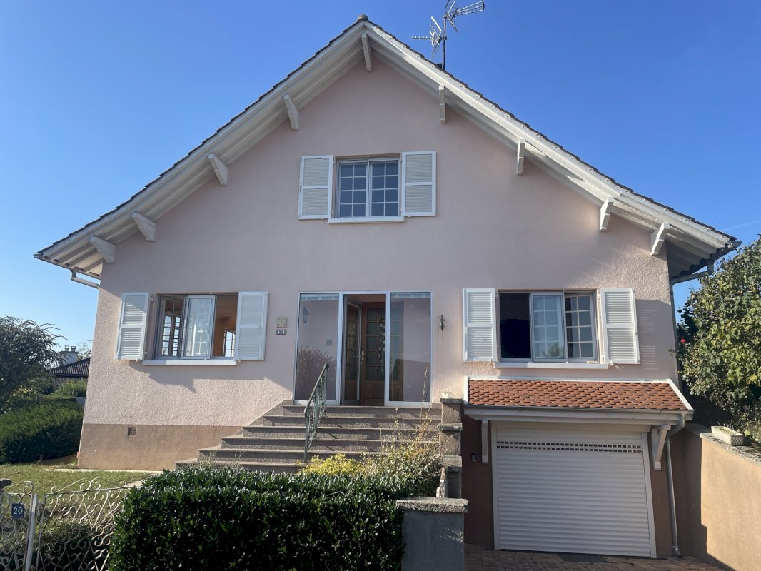 Belle Maison 7 pièces - Photo 1 - Joncherey