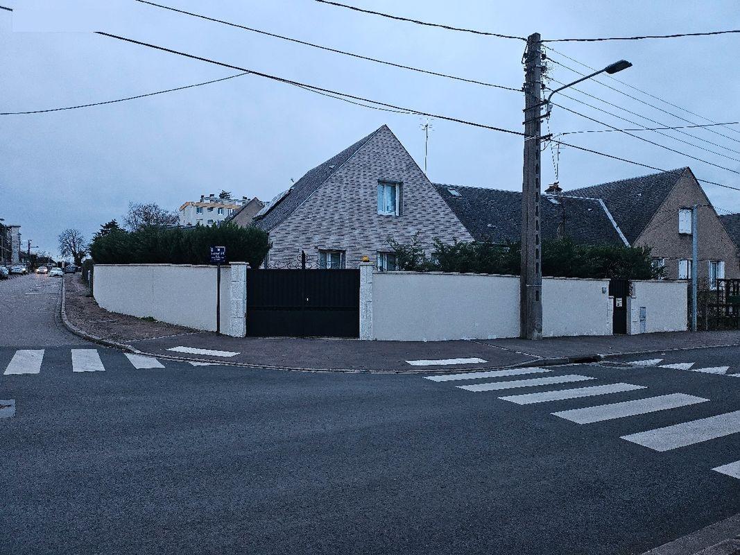 Maison de ville toute équipée - Photo 1 - Nevers