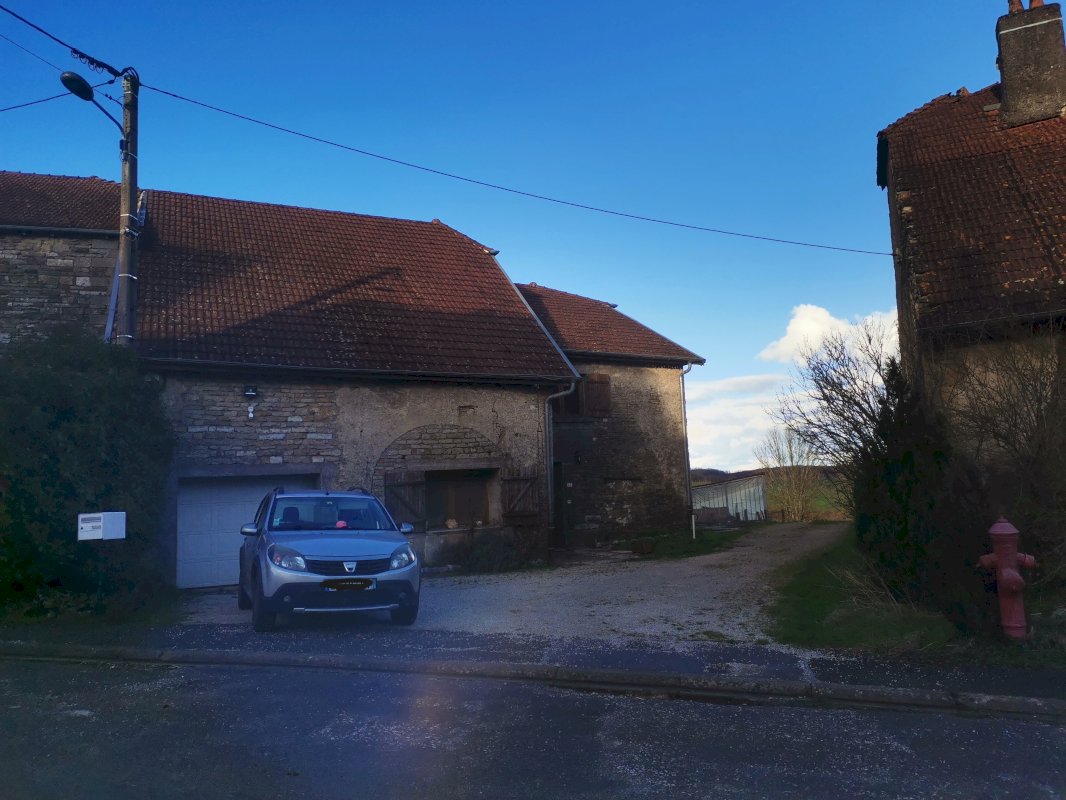 Maison 144m² - Photo 1 - Arbecey