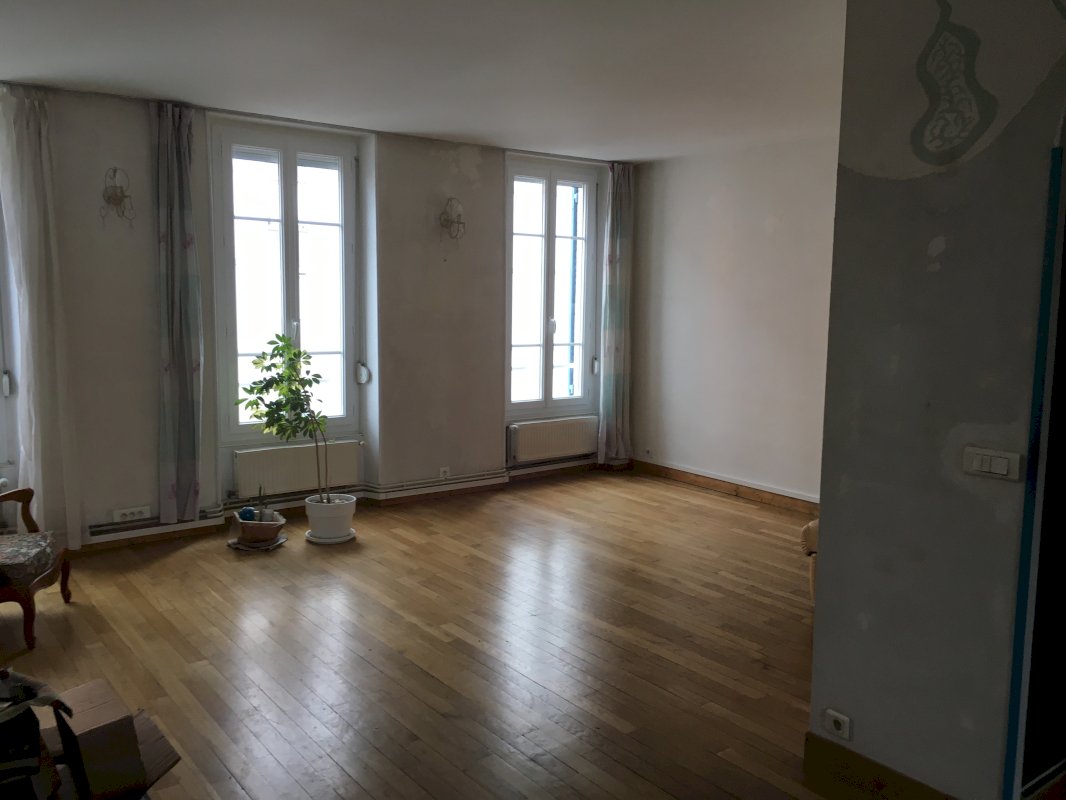 Appartement lumineux T4 - Photo 1 - Chalon-sur-Saône