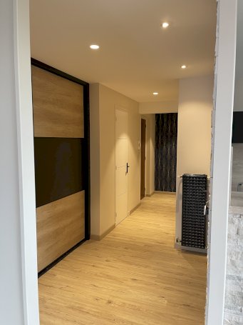 Appartement refait à neuf - Photo 2 - Charnay-lès-Mâcon