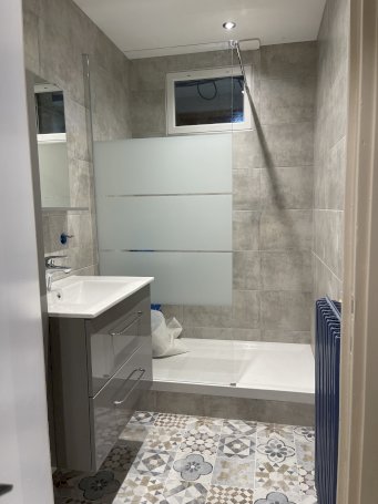 Appartement refait à neuf - Photo 3 - Charnay-lès-Mâcon