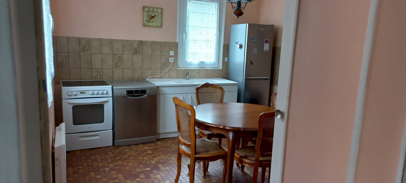 Vente maison 6 pièces 4 chambres Cosne Cours sur Loire - Photo 3 - Cosne-Cours-sur-Loire