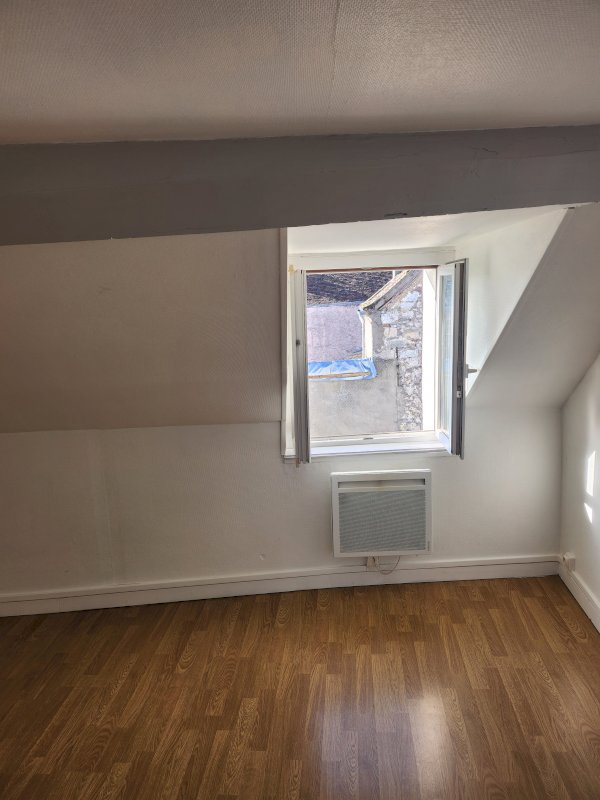 Appartement 3 pièces - Photo 3 - Sens