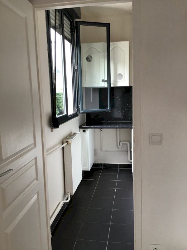 Appartement 2 pièces à Sens - Photo 4 - Sens