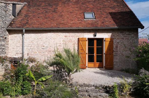 Maison de caractère en pierre - Photo 5 - Champagny-sous-Uxelles
