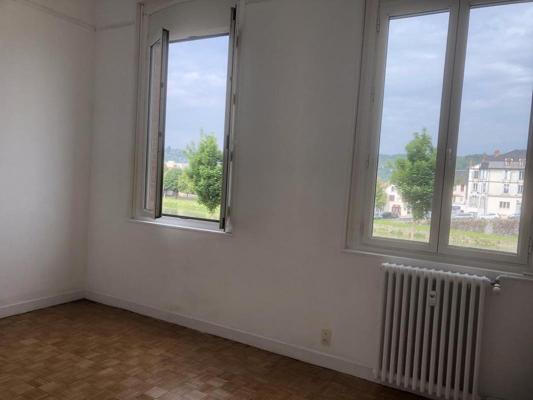 Appartement de 98 m² - Photo 5 - Sens