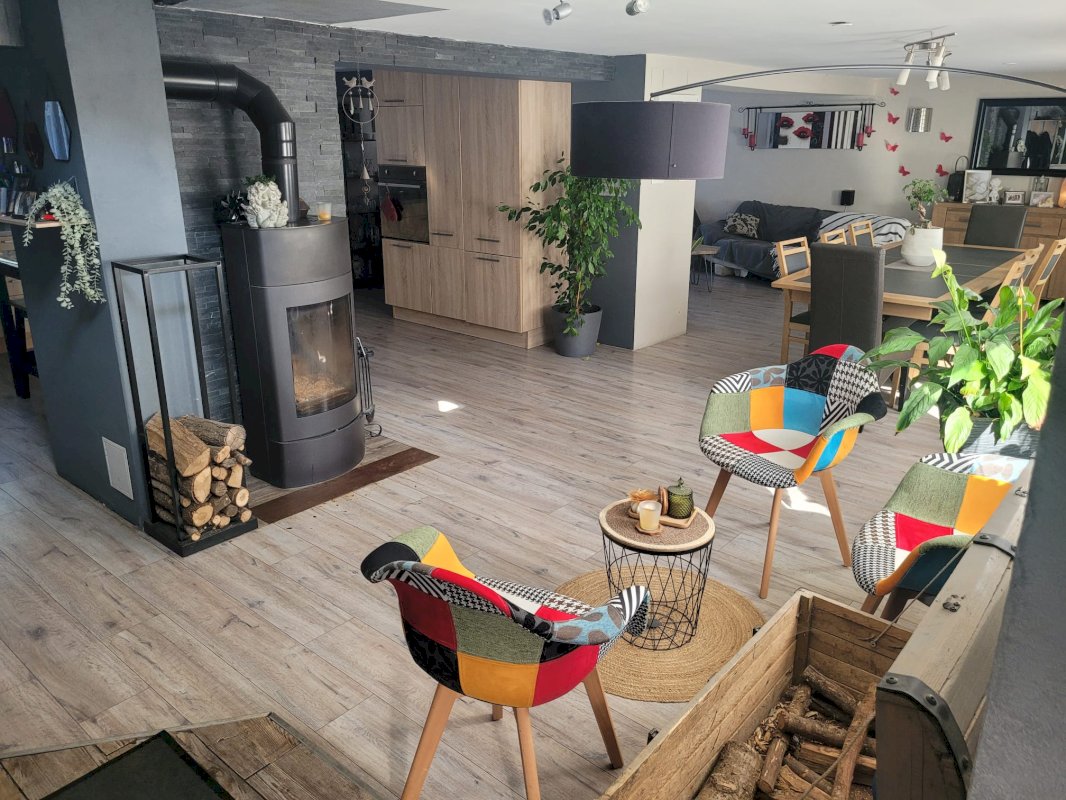 Maison, local commercial et grange - Photo 5 - Menoncourt