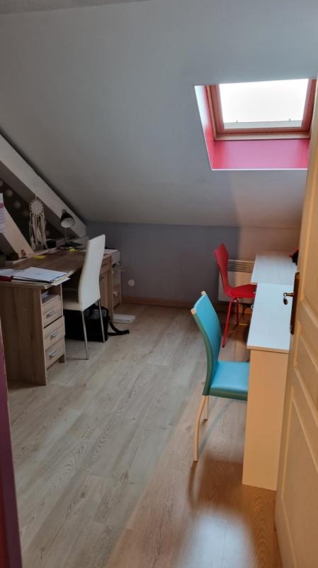 Maison 8 pièces - Photo 6 - Saint-Maurice-Colombier