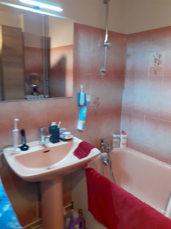 Appartement 64 m² proche centre ville - Photo 6 - Auxerre