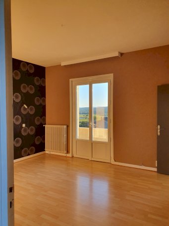 Appartement 180 m² + terrasse - Photo 7 - Saint-Amour-Bellevue