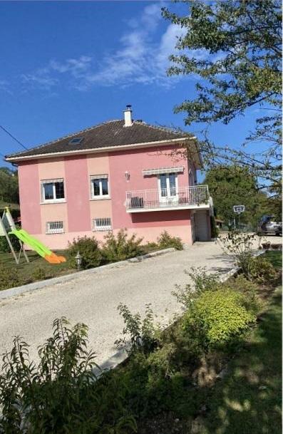 Maison 8 pièces - Photo 7 - Saint-Maurice-Colombier