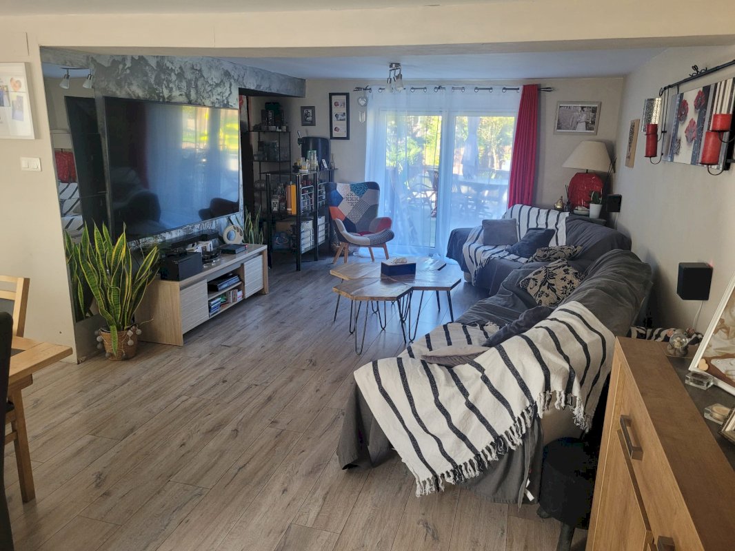Maison, local commercial et grange - Photo 7 - Menoncourt