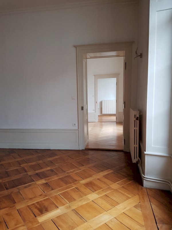 Appartement de caractère - Photo 8 - Dole
