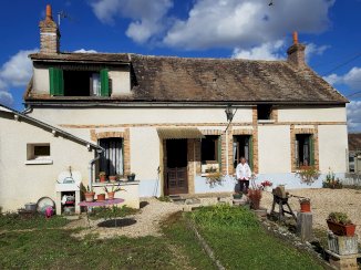 Charmante longère - Villenavotte (89140)