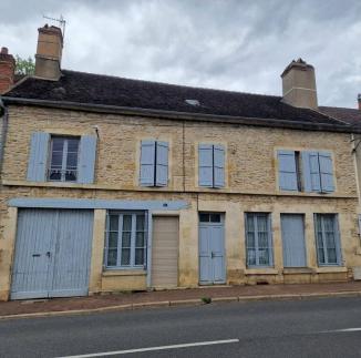 Vends maison de village - Clamecy (58500)